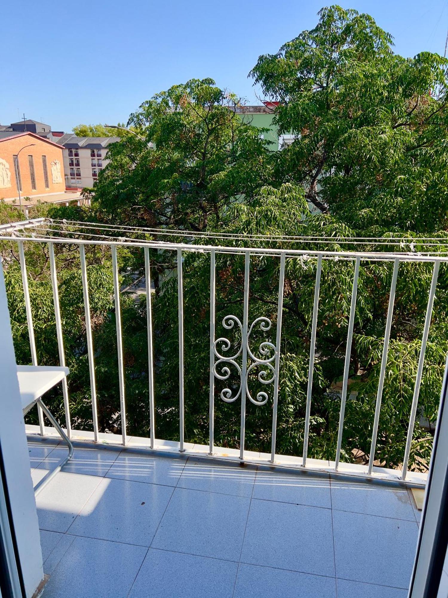 Cozy Apartment In Valencia! Wi-Fi ! Exterior foto