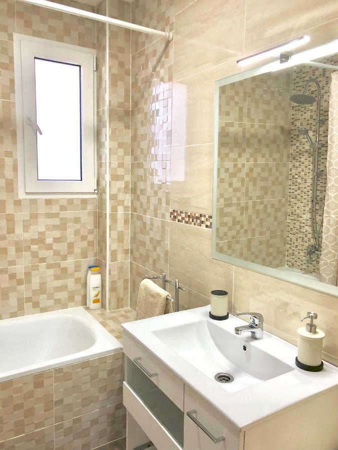 Cozy Apartment In Valencia! Wi-Fi ! Exterior foto
