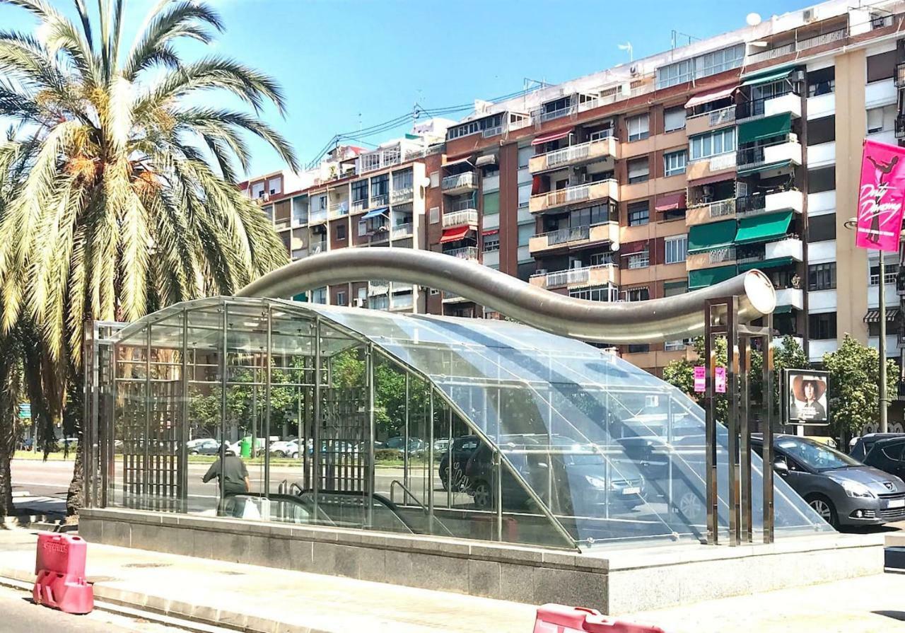 Cozy Apartment In Valencia! Wi-Fi ! Exterior foto